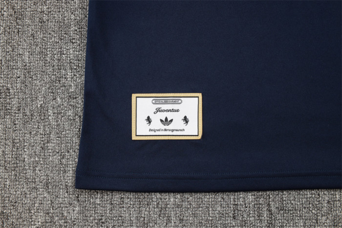 Juventus Training Jersey 25/26