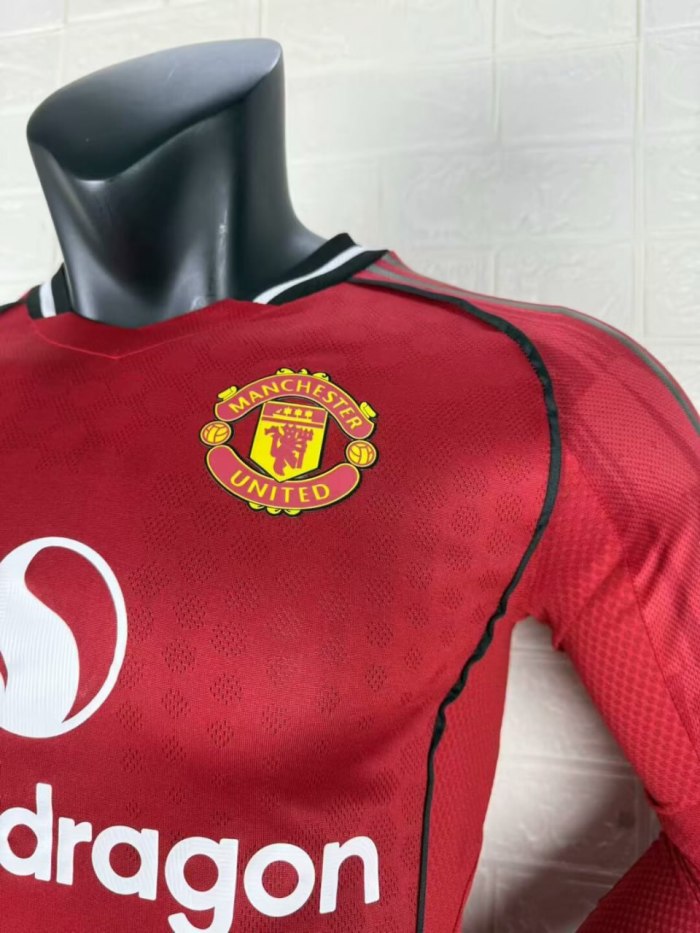 Manchester United Home Long Sleeve Player Jersey 25/26