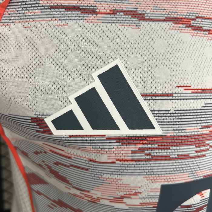 Bayern Munich Home Player Jersey 25/26