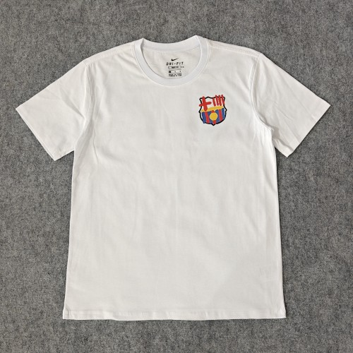 Barcelona TOTS UNITS FEM FORÇA T-Shirt 2025