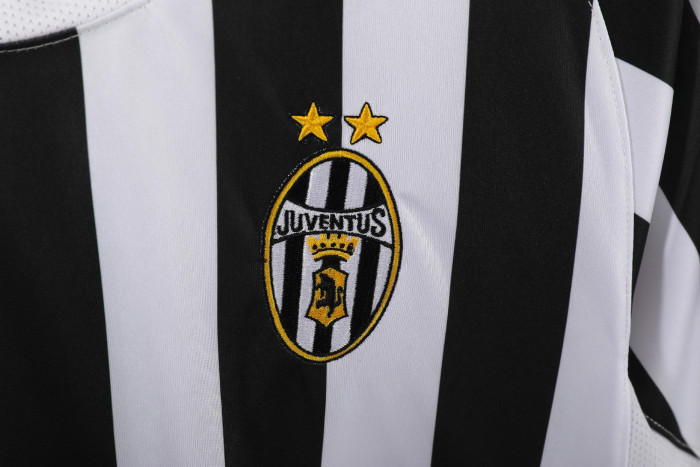 Juventus Home Retro Jersey 2003/04
