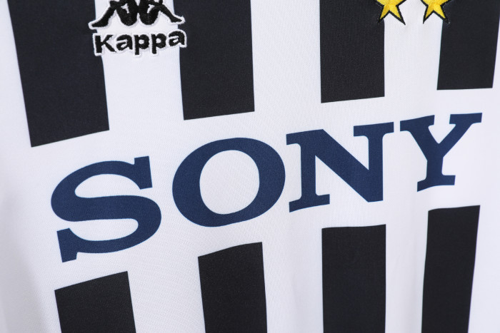 Juventus Home Retro Jersey 1995/97