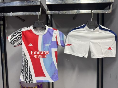 Arsenal Training Kids Suit 25/26