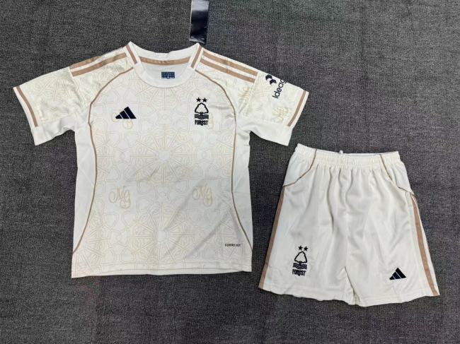 Nottingham Forest Away Kids Suit 25/26