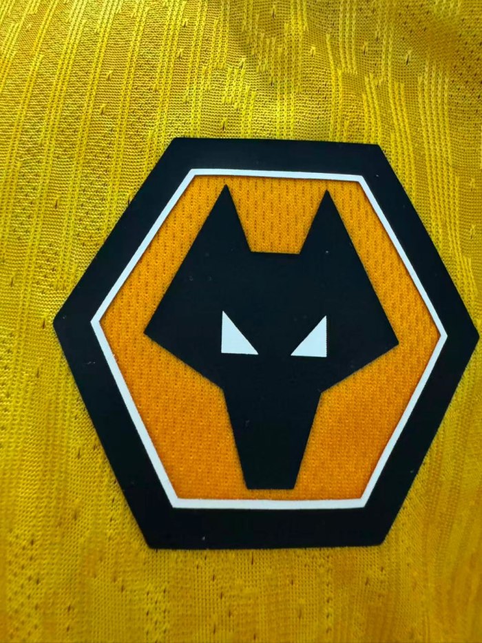 Wolves Home Man Player Jersey 25/26