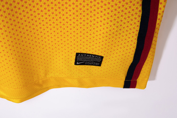 Barcelona Away Retro Jersey 2012/13