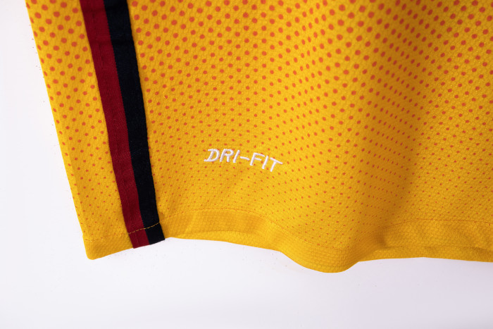 Barcelona Away Retro Jersey 2012/13