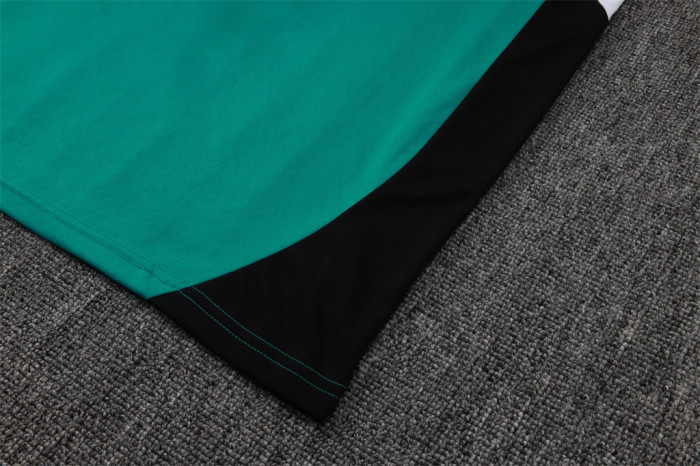 Liverpool Training Jersey 25/26