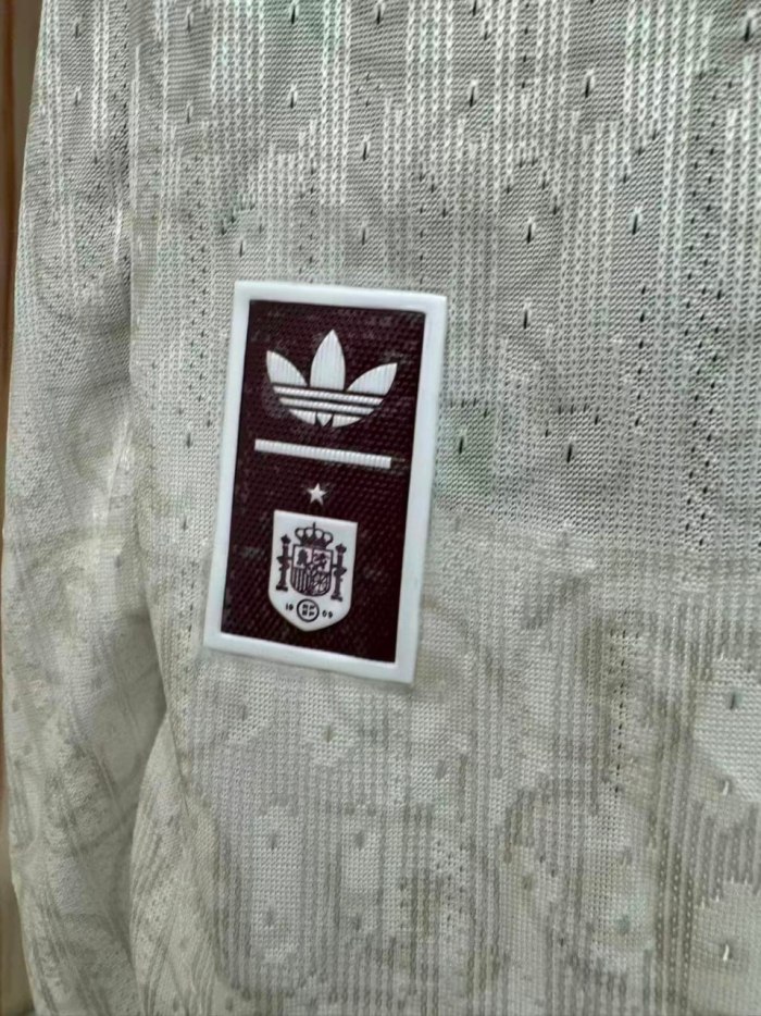 Spain 2026 World Cup Away Player Man Jersey