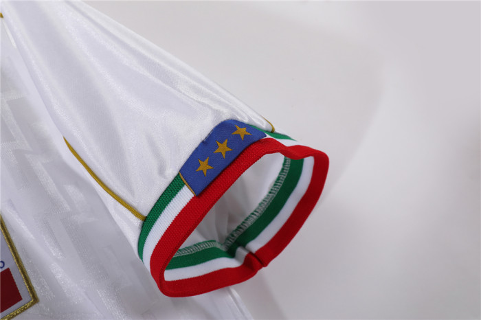 Italy Retro Away Jersey 1995