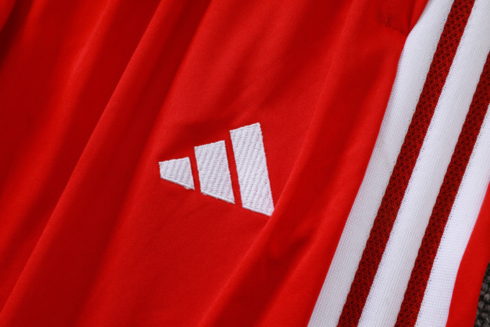 Internacional  Training Pants 26/27