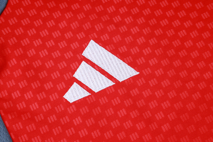 Internacional Training Short sleeve Suit 26/27