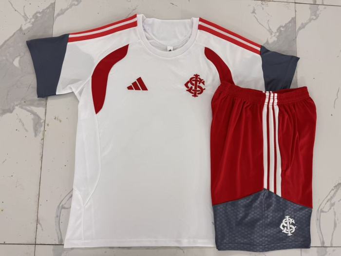 Internacional Training Short sleeve Suit 26/27