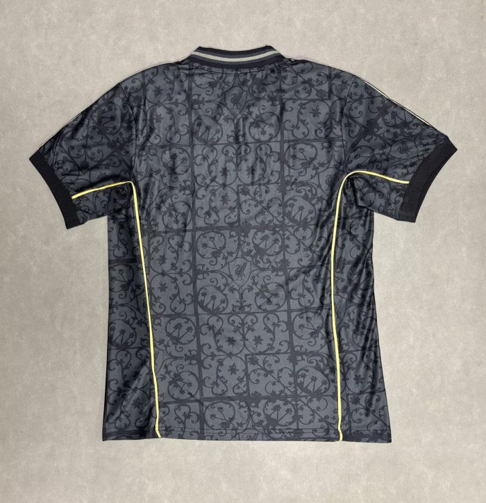 Liverpool Lifestyle Retro Man Jersey 25/26