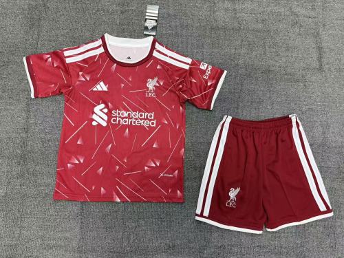 Liverpool Home Kids Suit & Socks 26/27