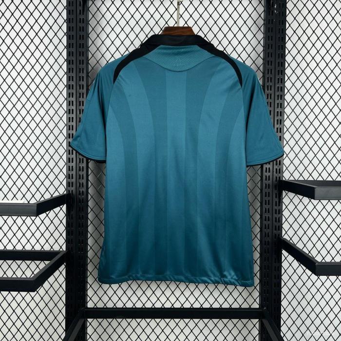 Liverpool Third Retro Jersey 2008/09