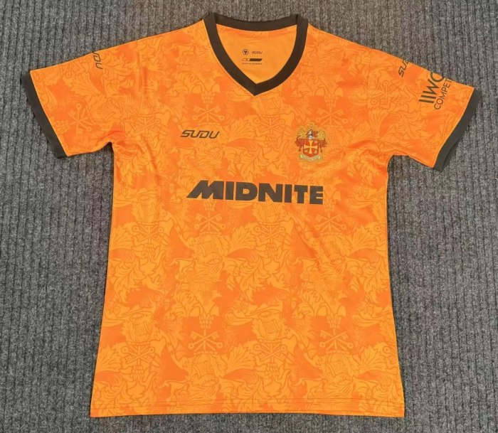 Wolves Home Men Jersey 26/27
