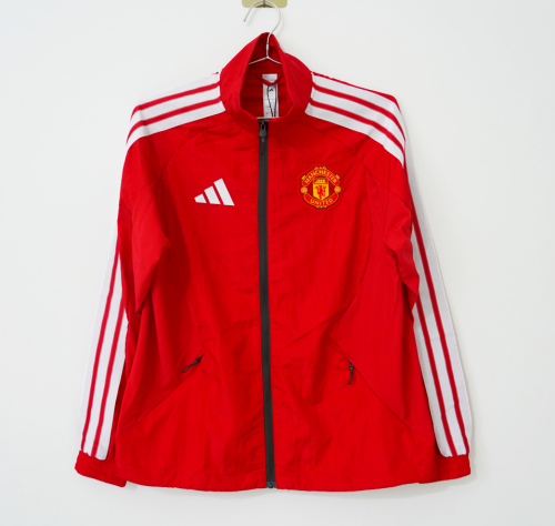 Manchester United Training Windbreaker 2026