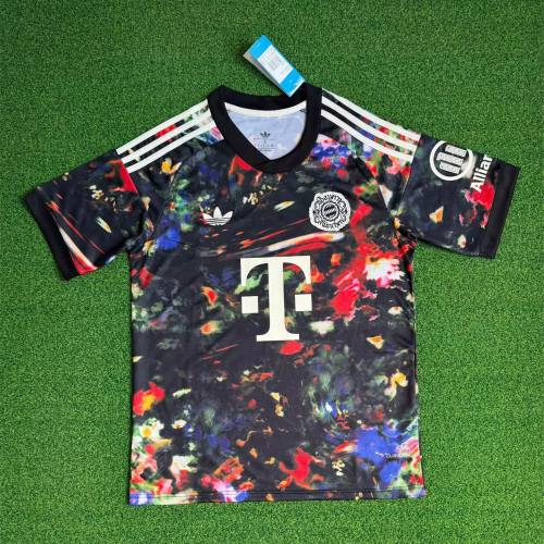 Bayern Munich Oktoberfest Man Jersey 26/27