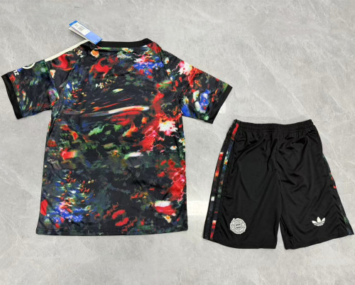 Bayern Munich Oktoberfest Kids Suit 26/27