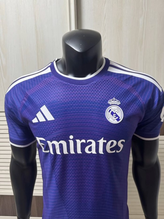 Real Madrid Third Player Men Jersey 27/28