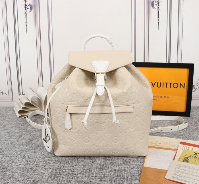 canvas and leather bag,top quality, no box,with dust bag size 27.5-33-14cm, B110