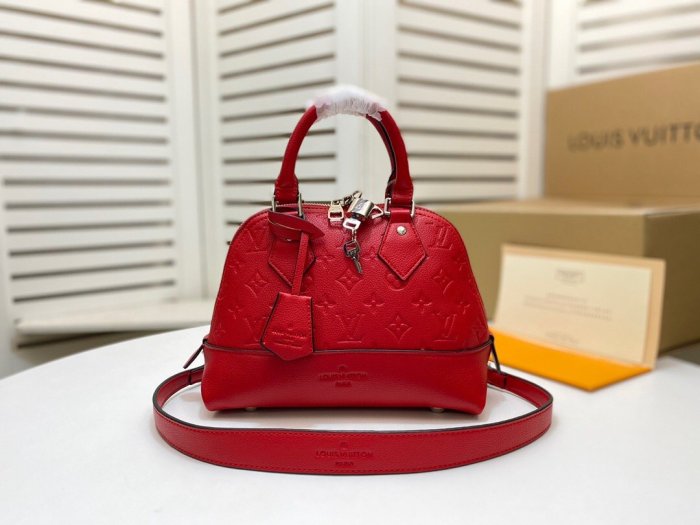 Leather Neo Aima BB bag ,AAAAA ,size 25x18x12cm,  B110