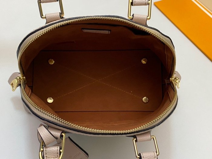 Leather Neo Aima BB bag ,AAAAA ,size 25x18x12cm,  B110