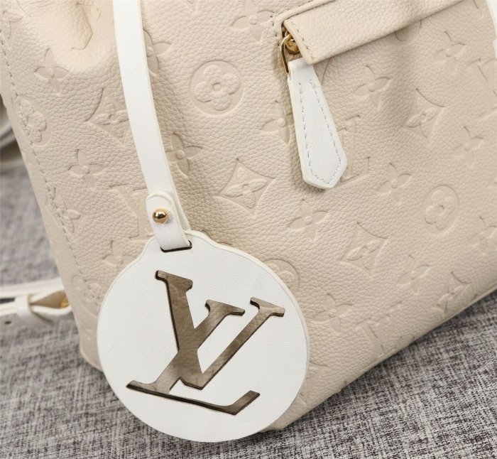 canvas and leather bag,top quality, no box,with dust bag size 27.5-33-14cm, B110