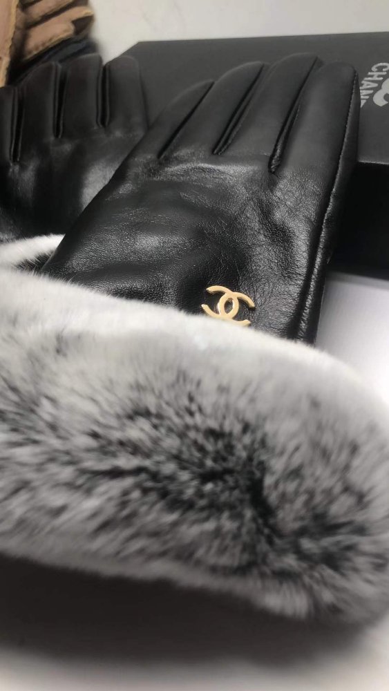Women's fur leather gloves, with box