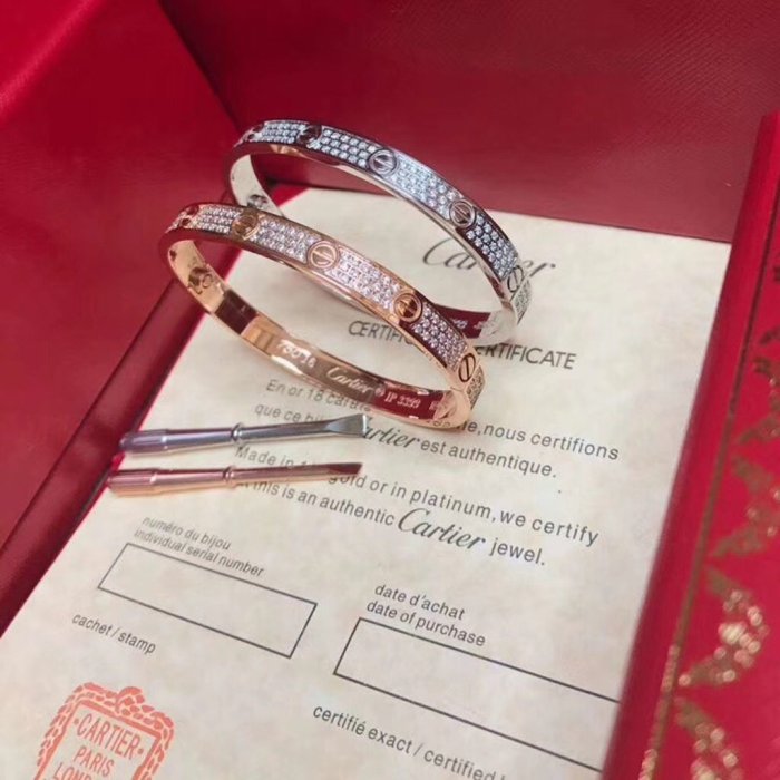 bangle bracelet  jewelry ,  with box,  J42