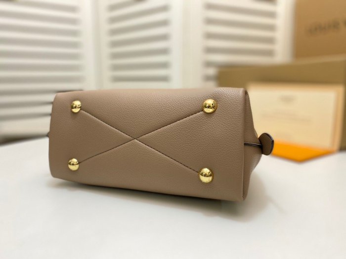 Leather Neo Aima BB bag ,AAAAA ,size 25x18x12cm,  B110