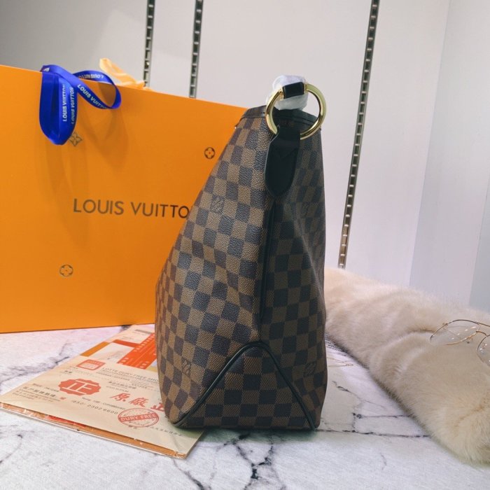 canvas and leather bag, top quality,no box,with dust bag size 41-33-15cm, B110