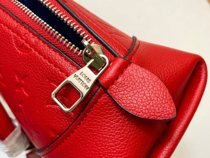 Leather Neo Aima BB bag ,AAAAA ,size 25x18x12cm,  B110