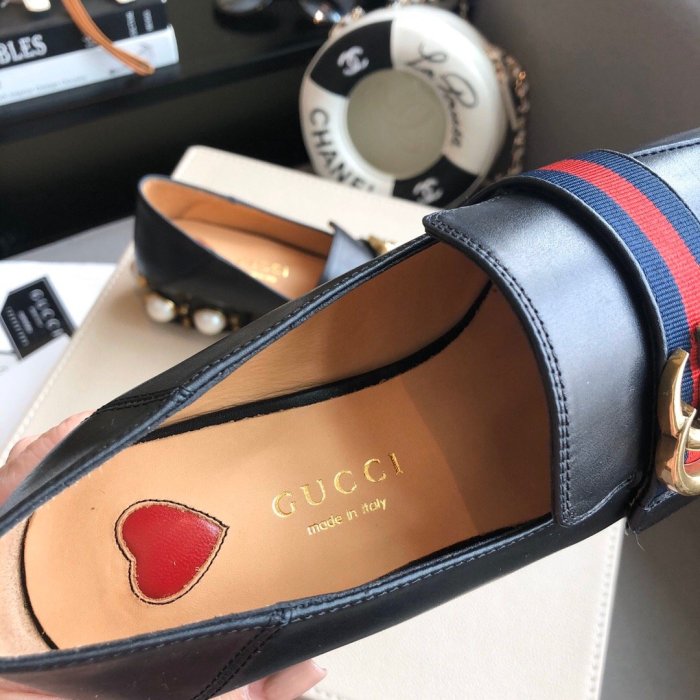 flat sandals slippers shoes  size 35-42,SS60-125-126