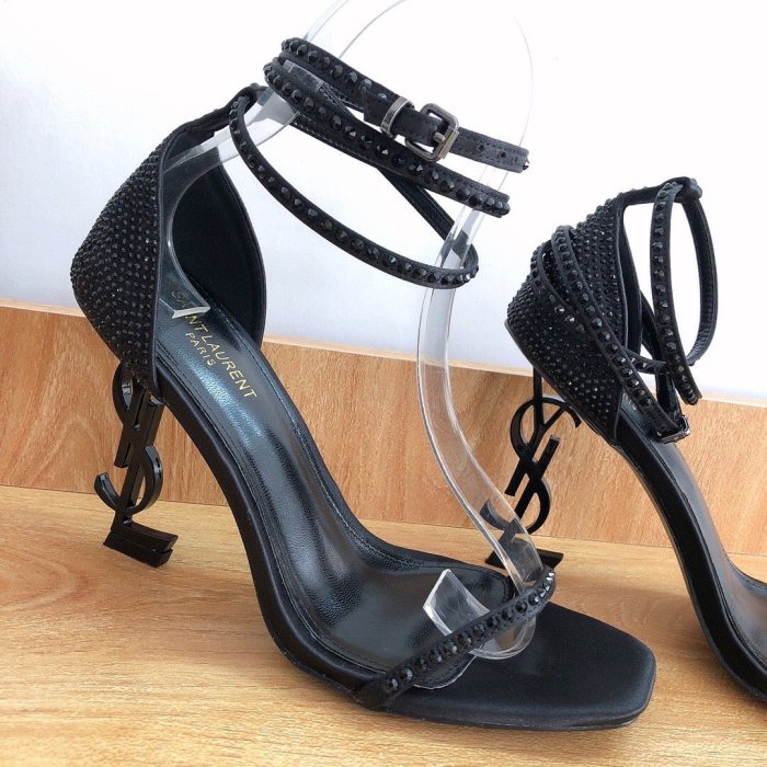women leather heel shoes , size 35-42 , with box, SS80-74