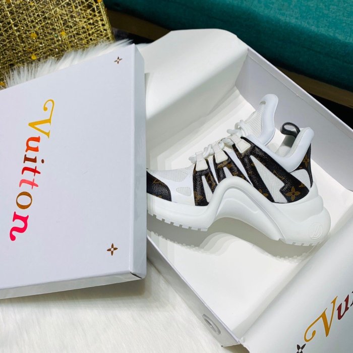 women  leather shoes ,  size 35-41, SS98-101-111
