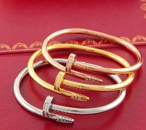 bangle bracelet  jewelry ,size 16,  with box,  J20