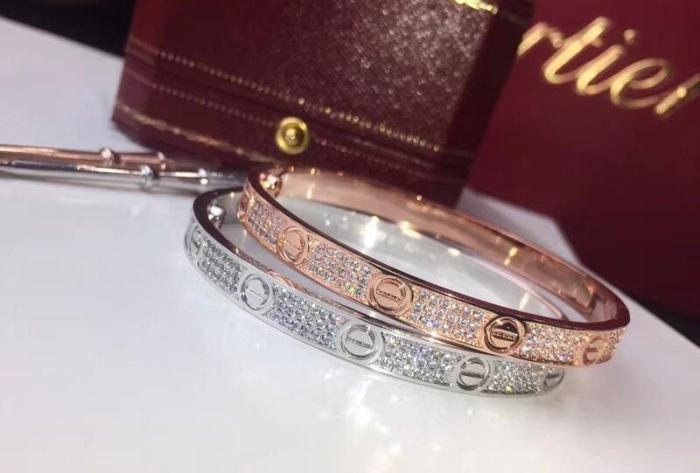 bangle bracelet  jewelry ,  with box,  J38