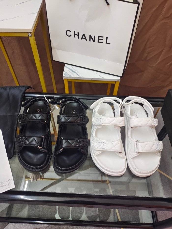 flat sandals shoes,with box, size 35-40, SS60-544-545