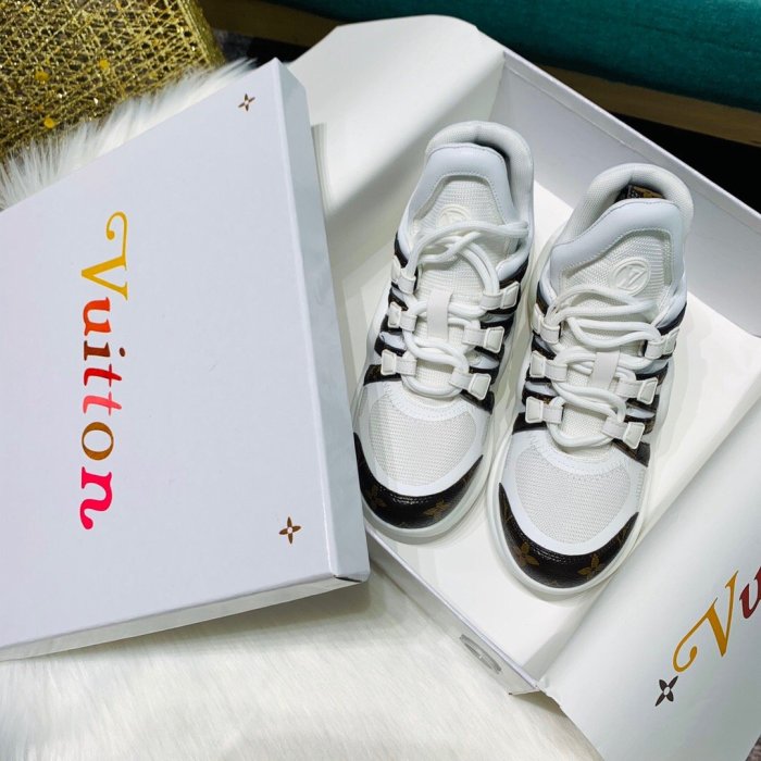 women  leather shoes ,  size 35-41, SS98-101-111
