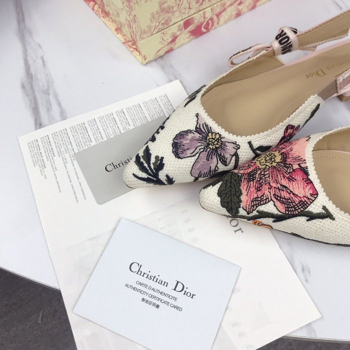 women flat sandals shoes, size 35-40, SS60-550