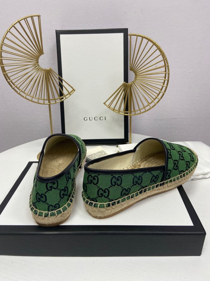 women flat shoes, size 35-41, with box ,  SS60-605-610