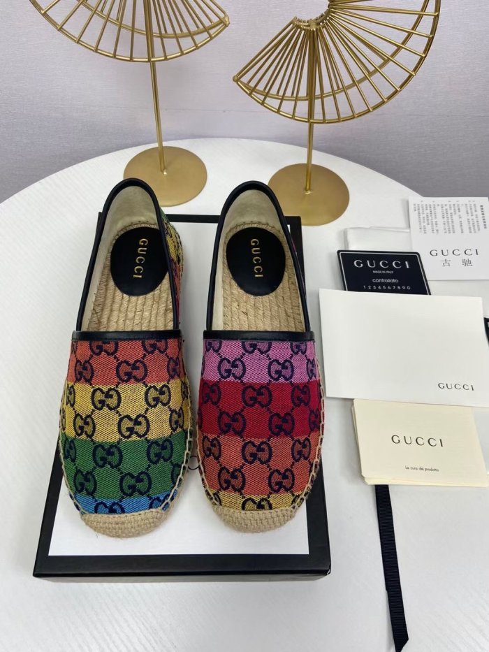 women flat shoes, size 35-41, with box ,  SS60-605-610