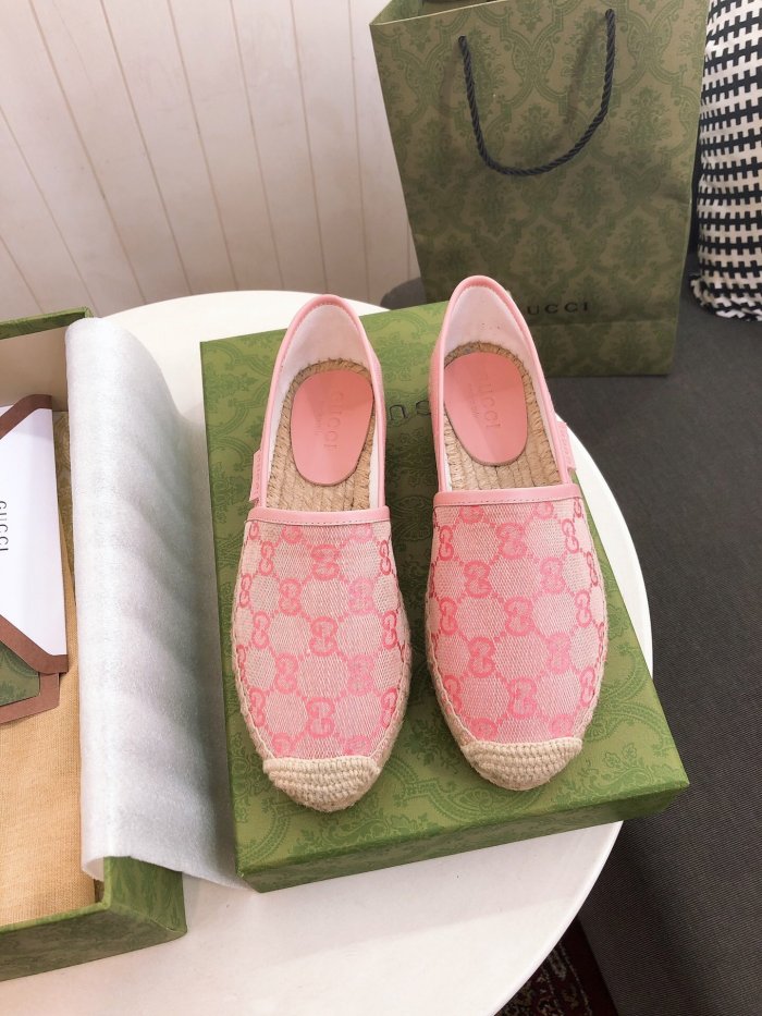 women flat shoes, size 35-41, with box ,  SS60-611-616
