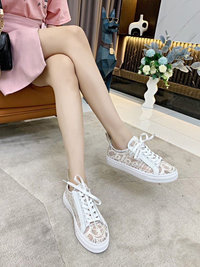 women flat shoes, size 35-40, with box ,  SS60-655-657