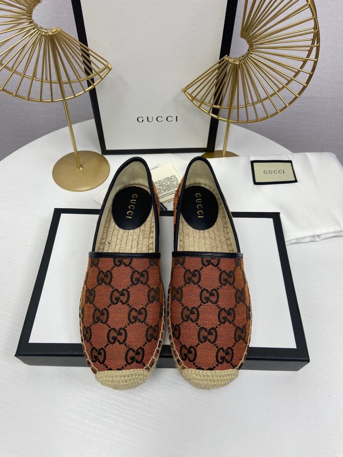 women flat shoes, size 35-41, with box ,  SS60-605-610