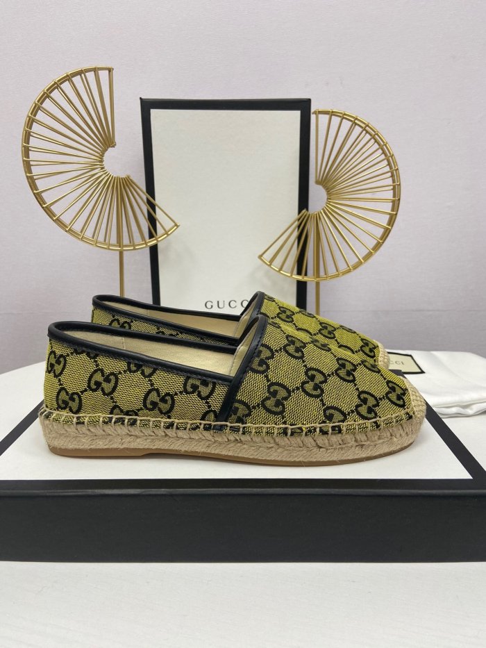 women flat shoes, size 35-41, with box ,  SS60-605-610