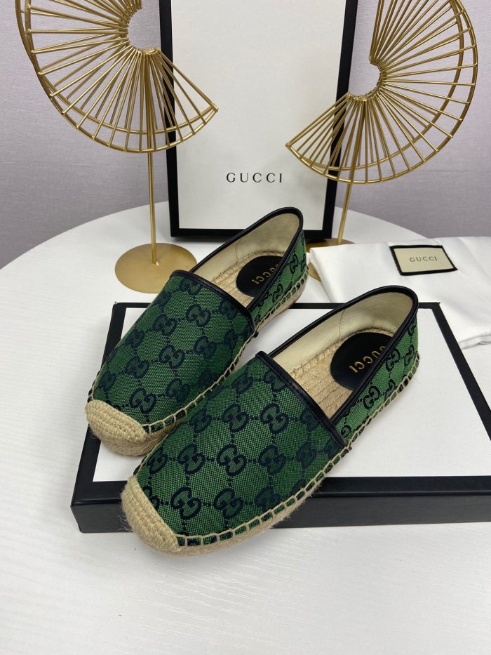 women flat shoes, size 35-41, with box ,  SS60-605-610