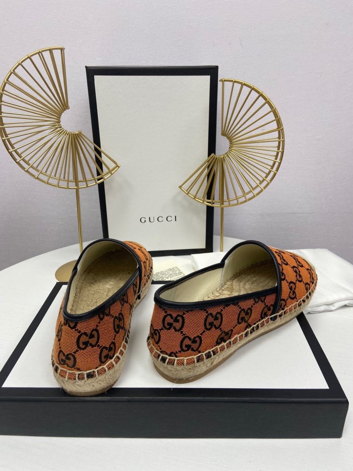 women flat shoes, size 35-41, with box ,  SS60-605-610
